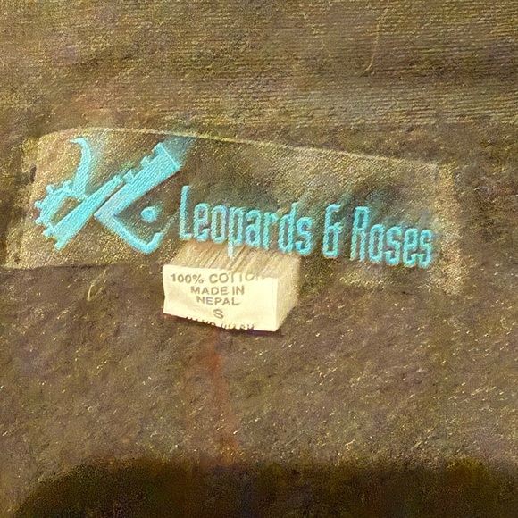 Leopards & Roses Linen Jacket - Picture 2 of 6